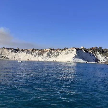 Guarda Che Luna Kır Evi