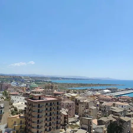 Guarda Che Luna Kır Evi Porto Empedocle