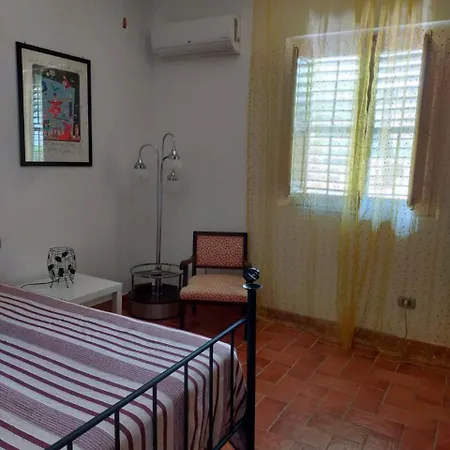 Guarda Che Luna Porto Empedocle